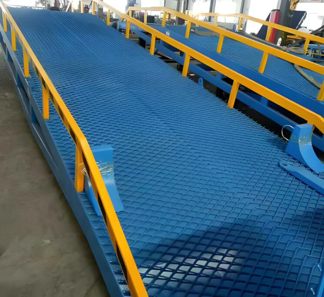 乌坡镇移动式液压登车桥